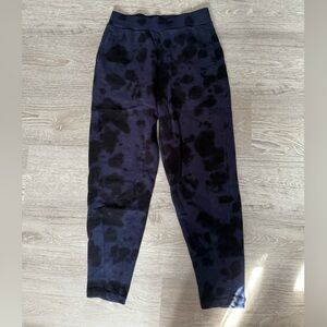 Black and blue Tie-Dye sweat pants